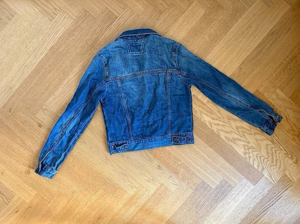 Jacken: Jeansjacke Grösse XS von Forever 21 – Gebraucht aus Basel von Blue199 1