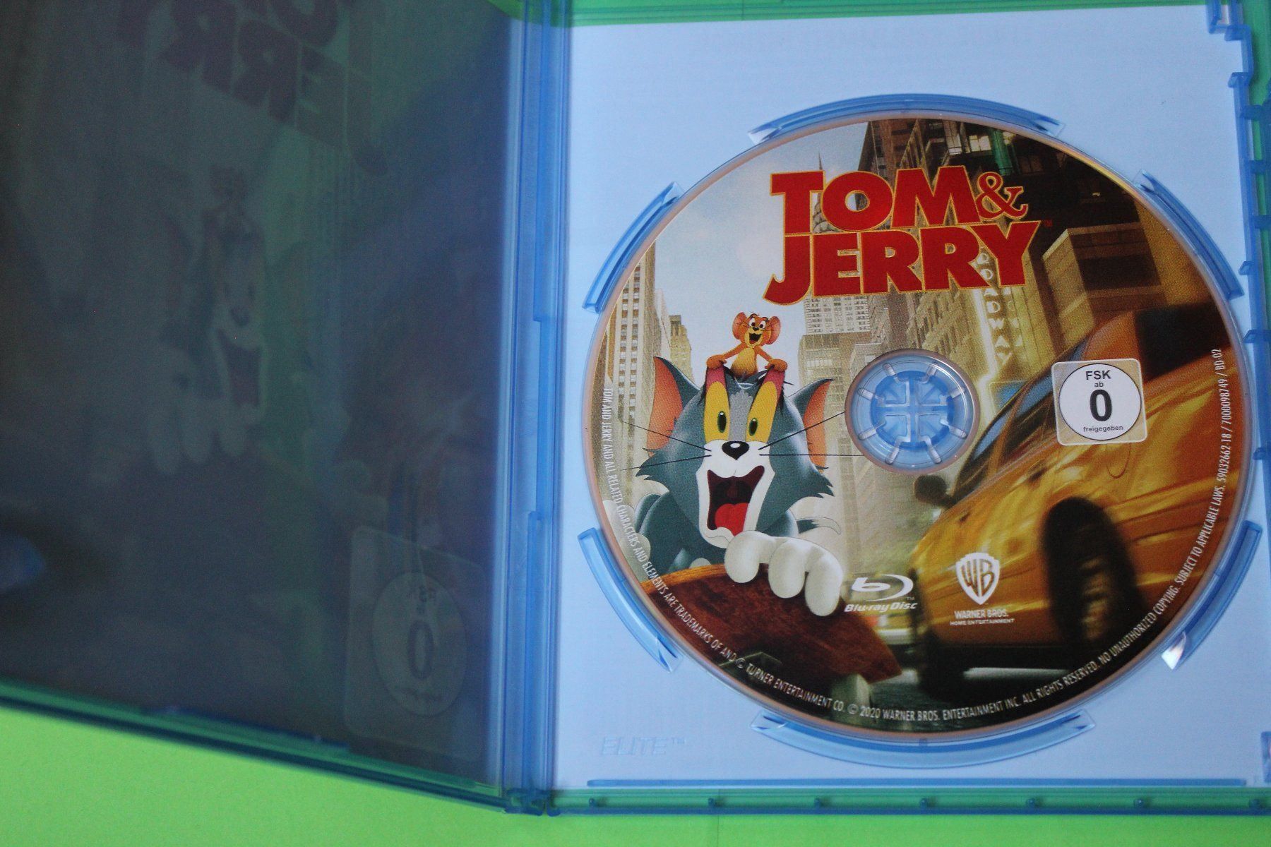 Tutti i DVDs: TOM & JERRY BLU-RAY Spielfilm 2021 – Usato da Tübach venduto da JamesStone 3