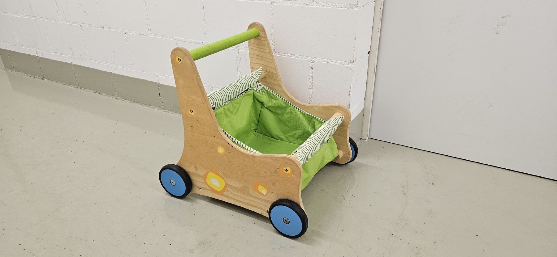 Veicoli per bambini: Lauflernwagen Holz mit Stoffablage und Griff – Usato da Bonaduz venduto da stb-fishing 3