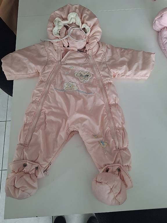 Kleiderpakete & -sets: BEBE Overall – Gebraucht aus Eschenbach LU von tho_xj29