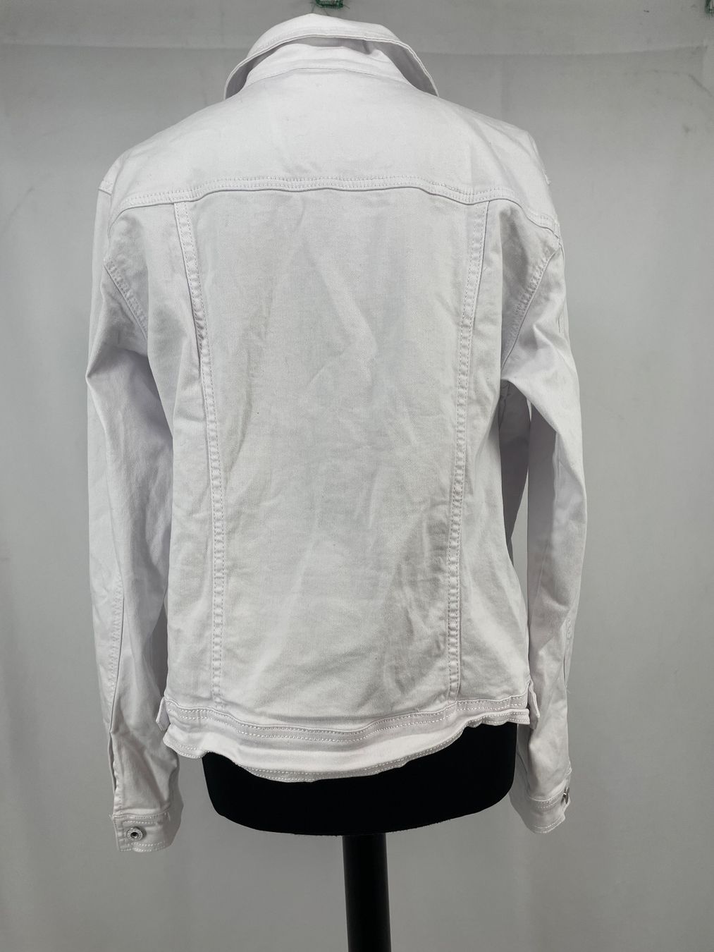 Giacche: Veste blanche en jeans 44 – Usato da Lausanne venduto da PlusValue_Lausanne 1