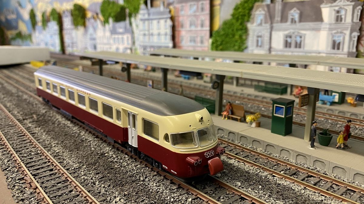 Lima Modellini di ferrovie: Lima 149812 Triebzug RAe TEE SBB H0 – Usato da Glattpark (Opfikon) venduto da anywaya23 2