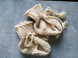 Babyfinkli handgestrickt, Fusslänge: 11cm