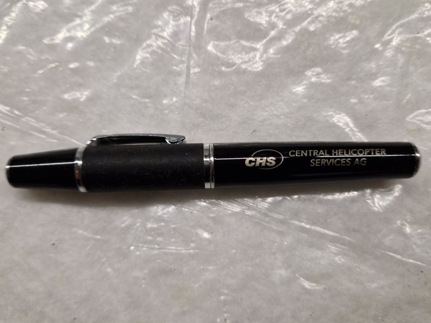 Stylos & Marker: Kugelschreiber mit Werbeaufschrift CHS – D'occasion à Wädenswil par tometino