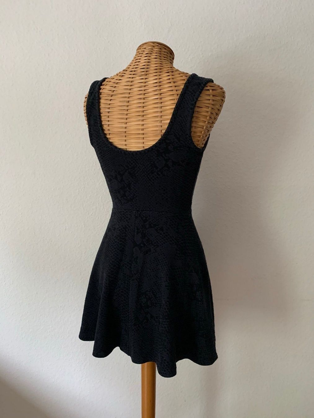 Topshop Robes: TOPSHOP Kleid grau-schwarz gemustert 34 – D'occasion à Zürich par Diazaio 2