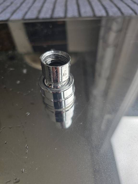 Douches: Sehr grosse Regendusche – D'occasion à Pfaffhausen par Kiro 1