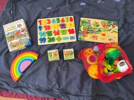 Holz- und Logik Spielzeuge für Babys