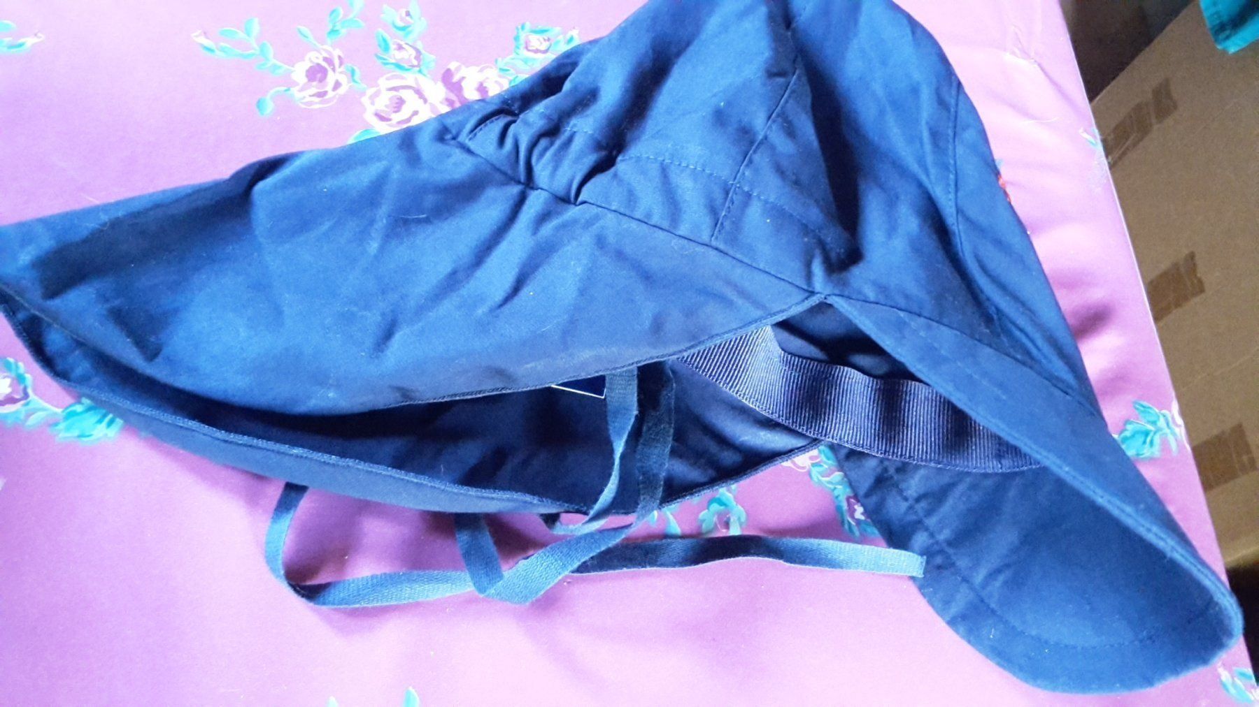 Linge de lit: Schirmmūtze mit Nackenschutz 45-47 – Neuf (Voir description) à Schwarzenburg par Flamingo07 1