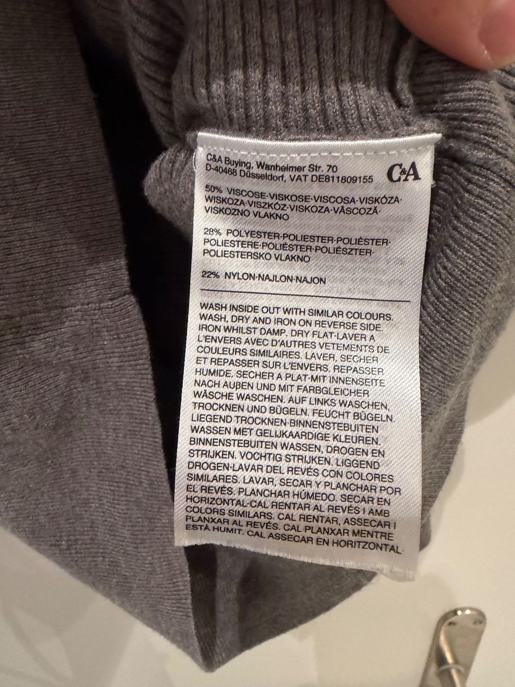 C&A Maglioni & Felpe: Pullover - Size L - good condition – Usato da Muzzano venduto da Sidney_3 2