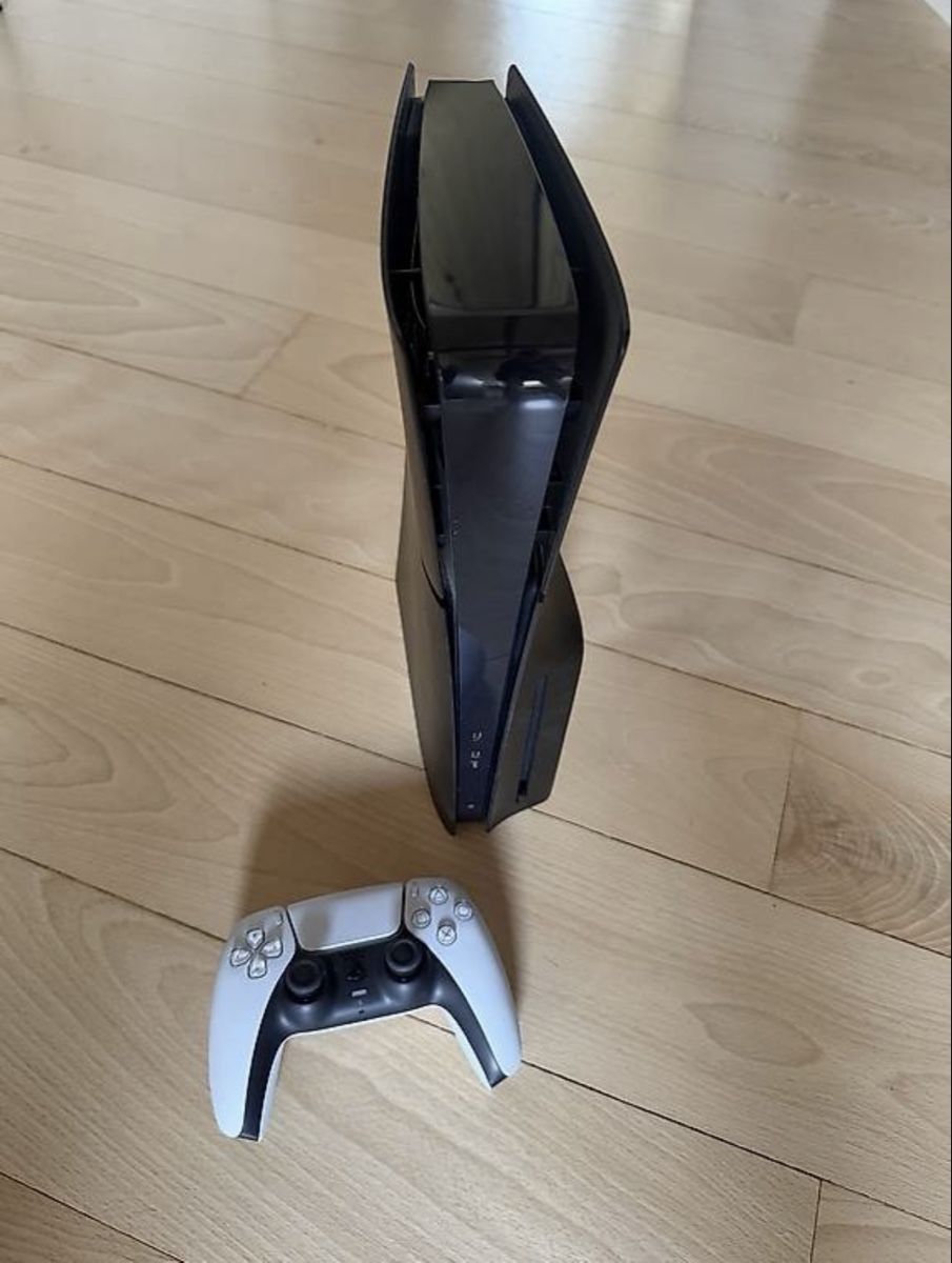 Sony Konsolen: PS5 Black Disc Edition + Controller TOP ZUSTAND  – Gebraucht aus Menziken von fab_527s 1