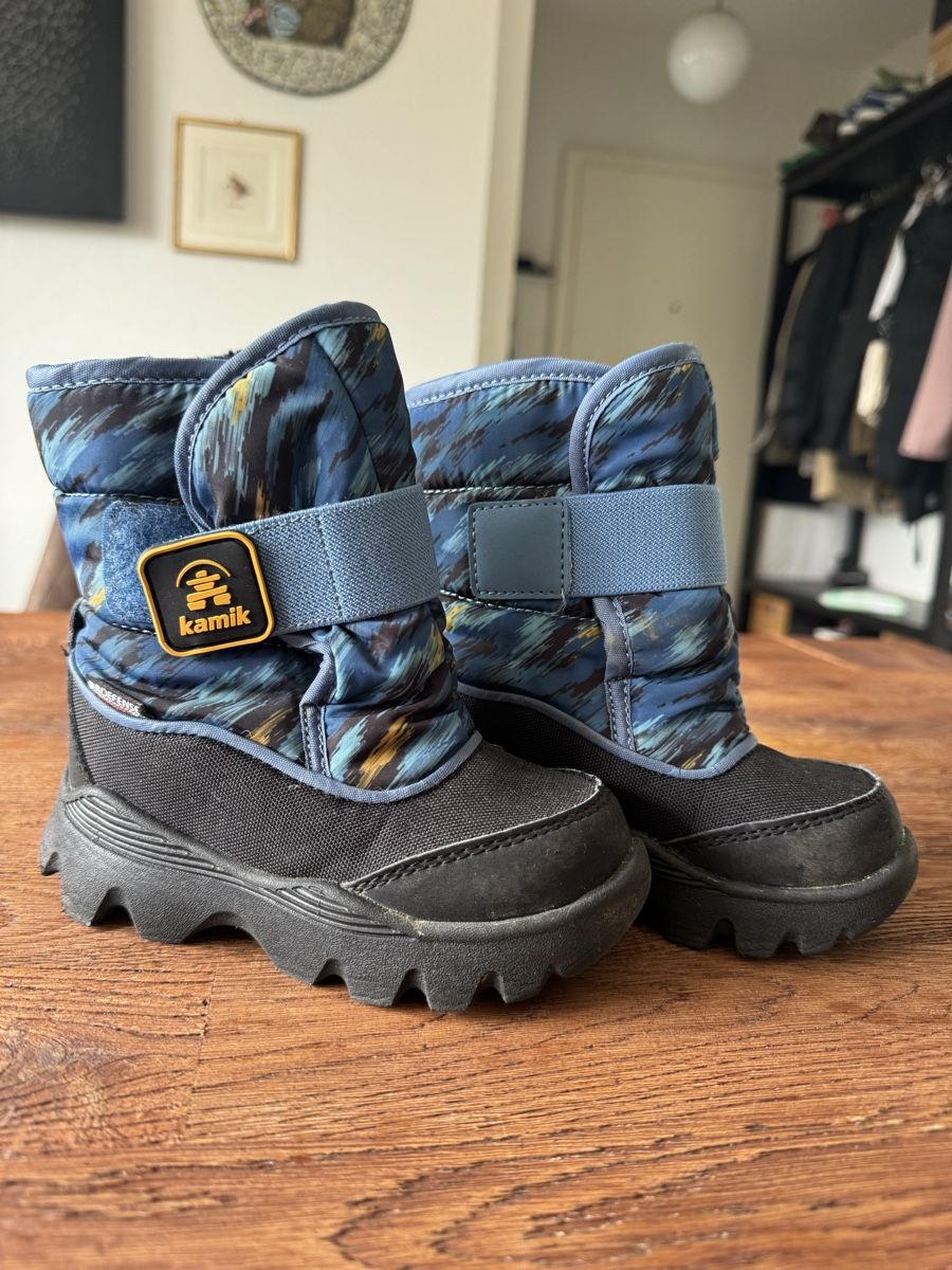 Kamik Schuhe für Jungen: Kinder Winterstiefel Kamik Blau – Neu (gemäss Beschreibung) aus Zuchwil von Duygu3506