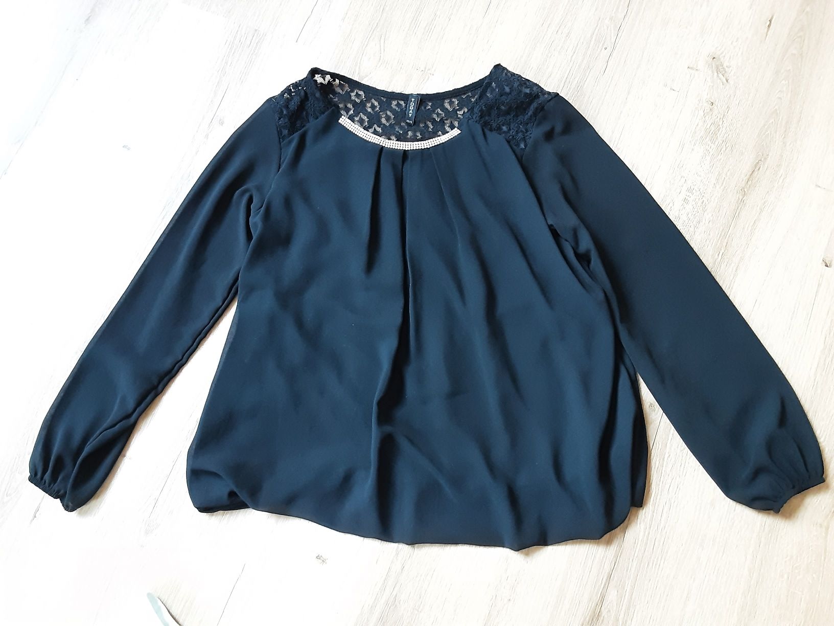Lotti di vestiti: Damen Kleiderpaket, Grösse XS – Usato da Altdorf UR venduto da Brandli 1