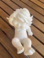 Deko Engel Figur liegend weiss guter Zustand