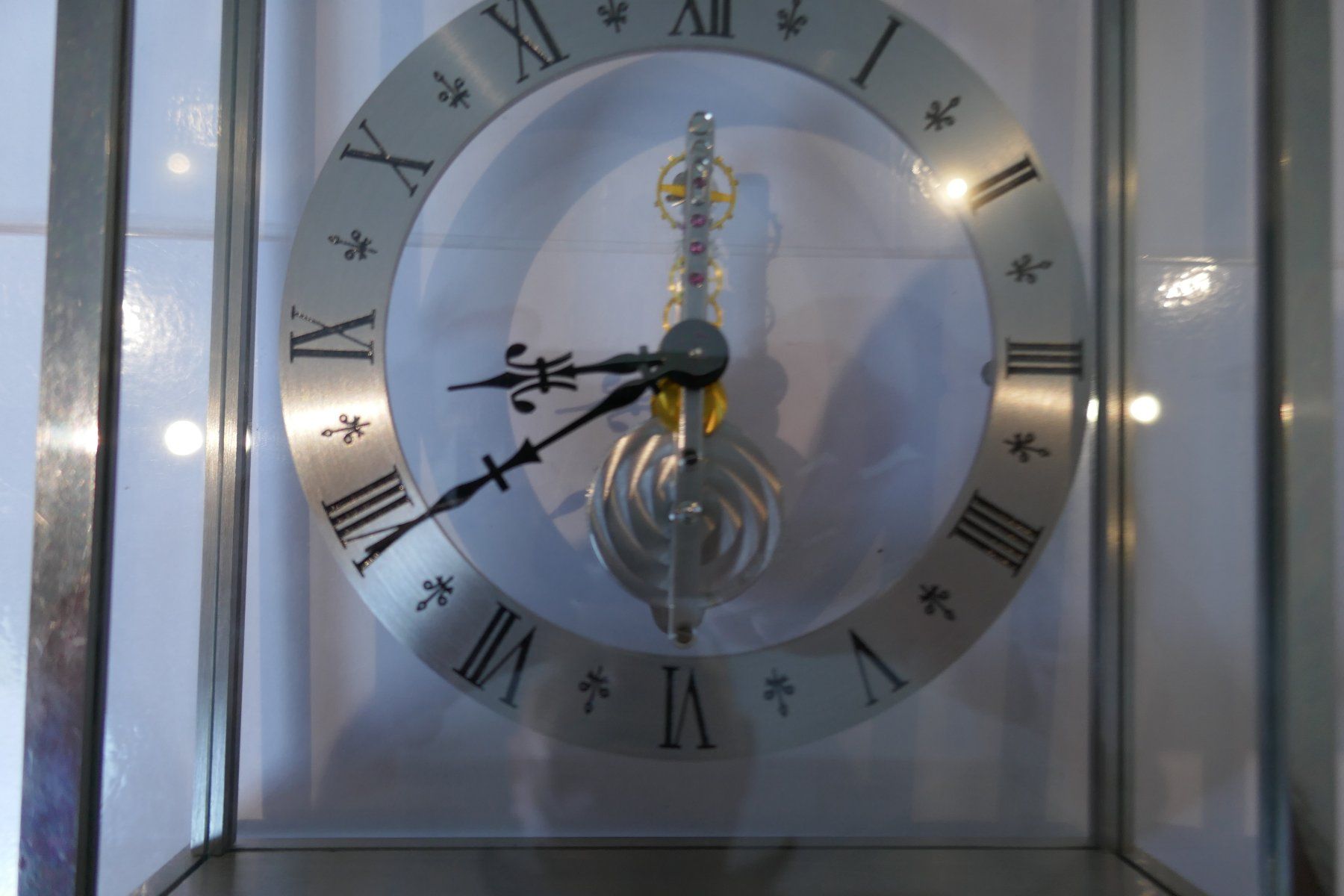 Jaeger-Lecoultre Uhren: Jaeger LeCoultre Tischuhr Stabwerk – Gebraucht aus Schaffhausen von swisswatches-andmore 3