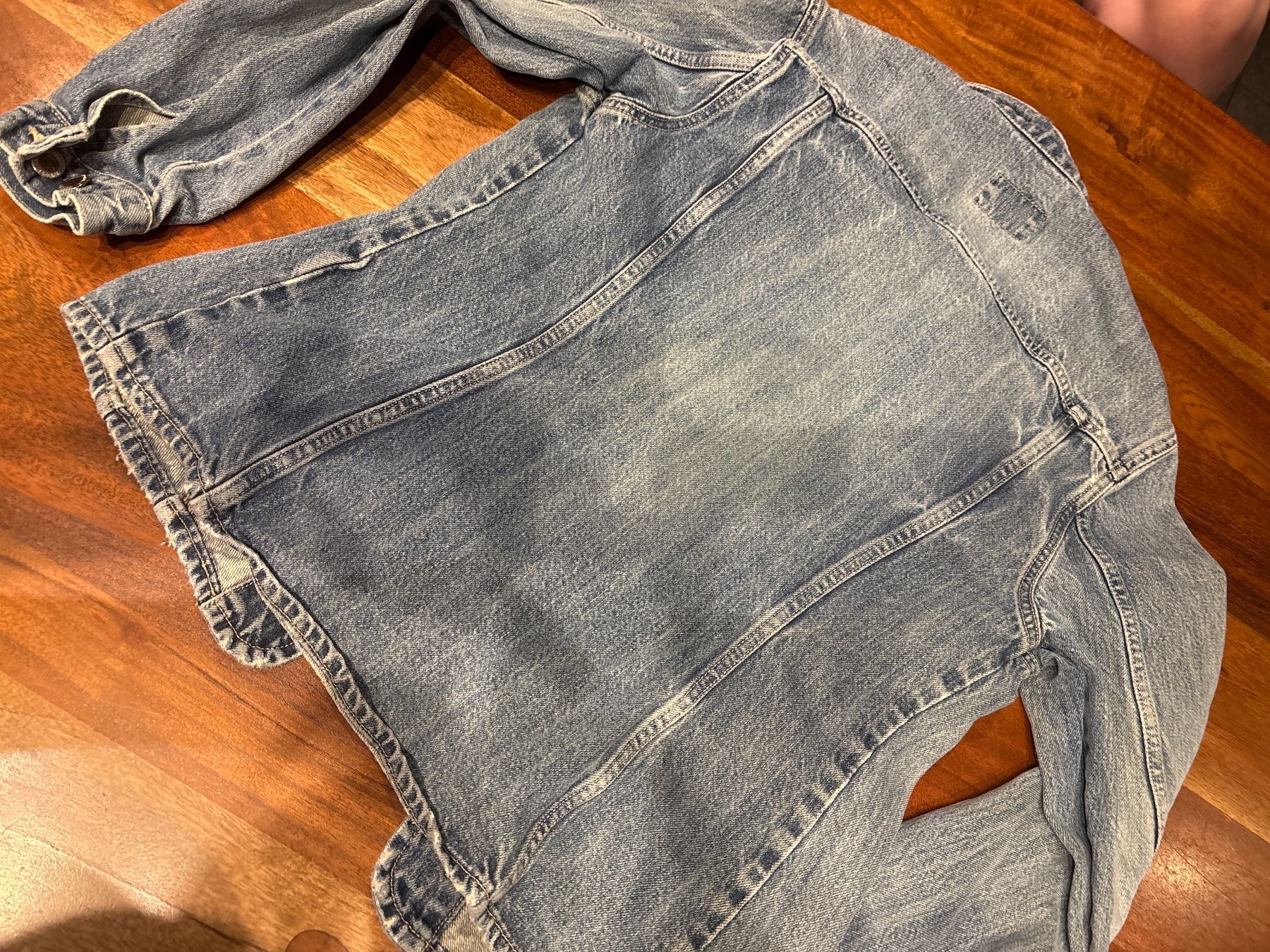 Jacken: Coole Jeansjacke Grösse M – Gebraucht aus Andwil SG von schmei 3