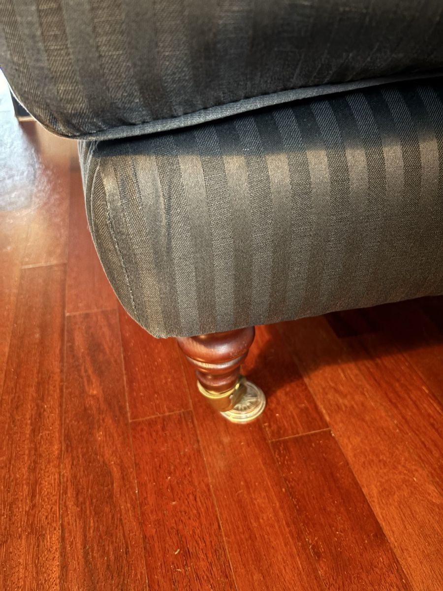 Divani: Edles Englisches Sofa schwarz – Usato da Zürich venduto da Nick345 2