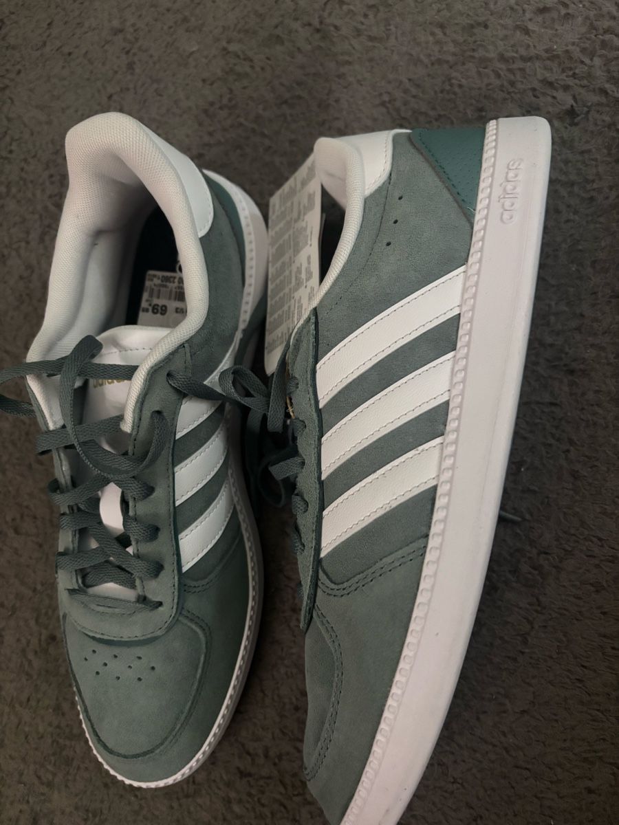 Adidas Scarpe da uomo: adidas Schuhe – Nuovo e nell'imballaggio originale da Zürich venduto da infoDSSWISS 1