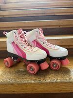 Rollschuhe Gr. 40 in sehr gutem Zustand 