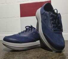 Kybun Switzerland Aarau blaue Schuhe