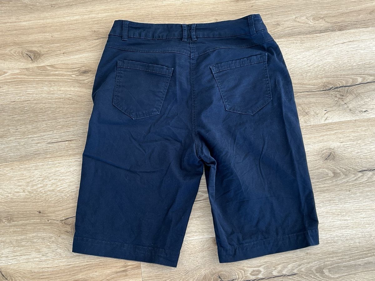 Pantaloni: Adagio Bermuda Shorts Dunkelblau Grösse 40 – Usato da Wolhusen venduto da eve_m6cg 1