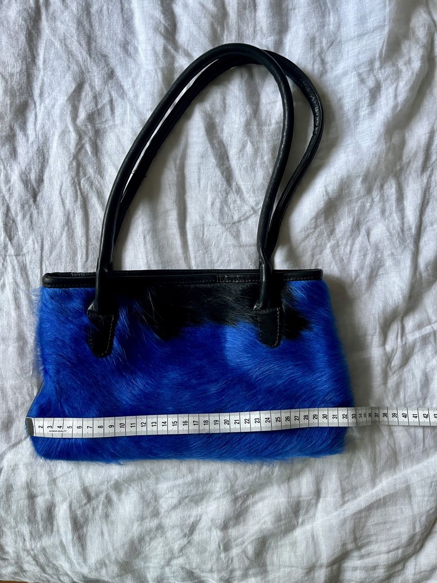 Taschen für Damen: Blau-schwarze Ledertasche mit Fell – Gebraucht aus Zürich von Ivadodo 4