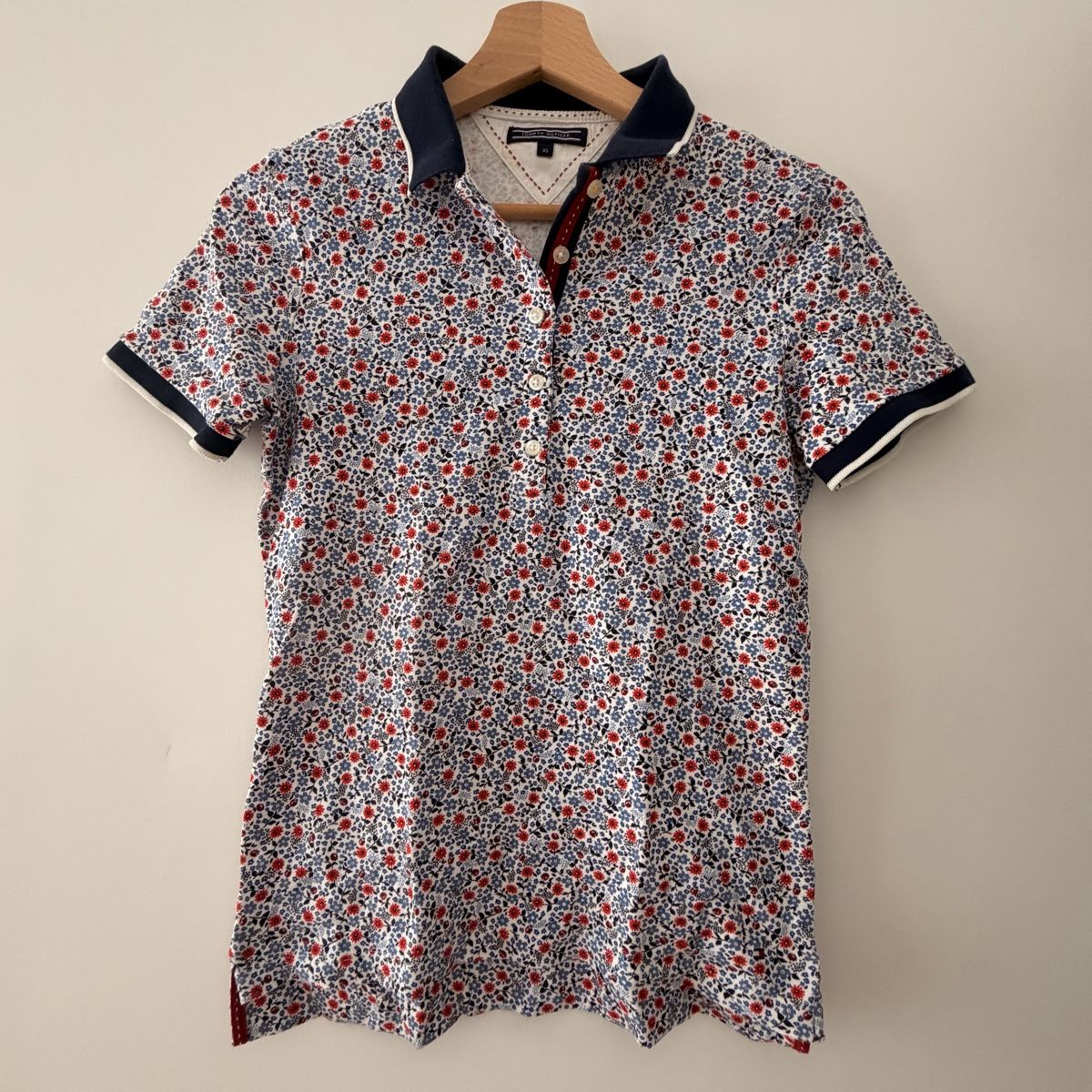 Tommy Hilfiger Polo-Shirts: Tommy Hilfigher - Poloshirt – Neu (gemäss Beschreibung) aus zürich von may_yj9f