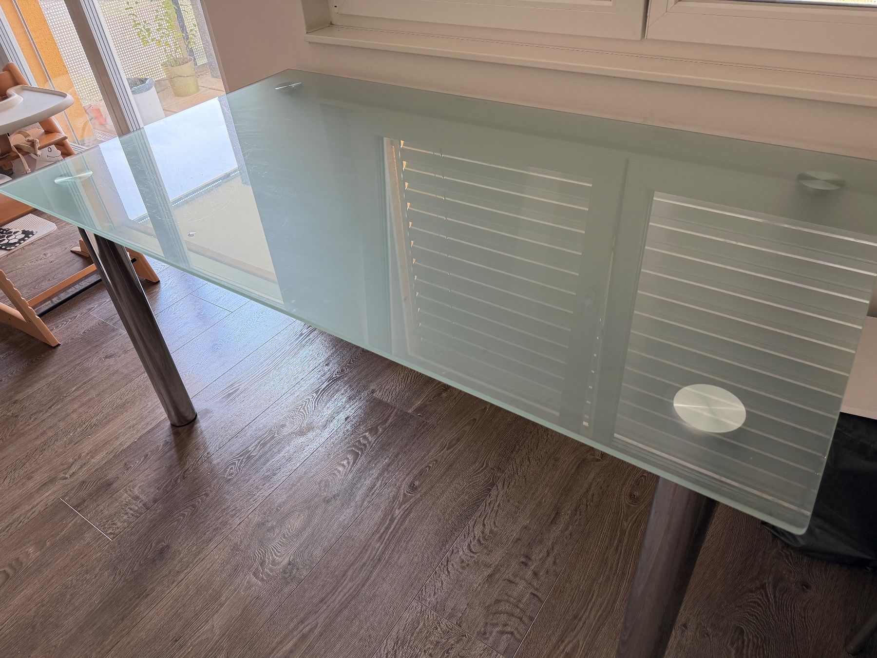 Tavoli: Moderner Glas-Esstisch | Esstisch aus Glas – Usato da Dübendorf venduto da amandeep27789 3