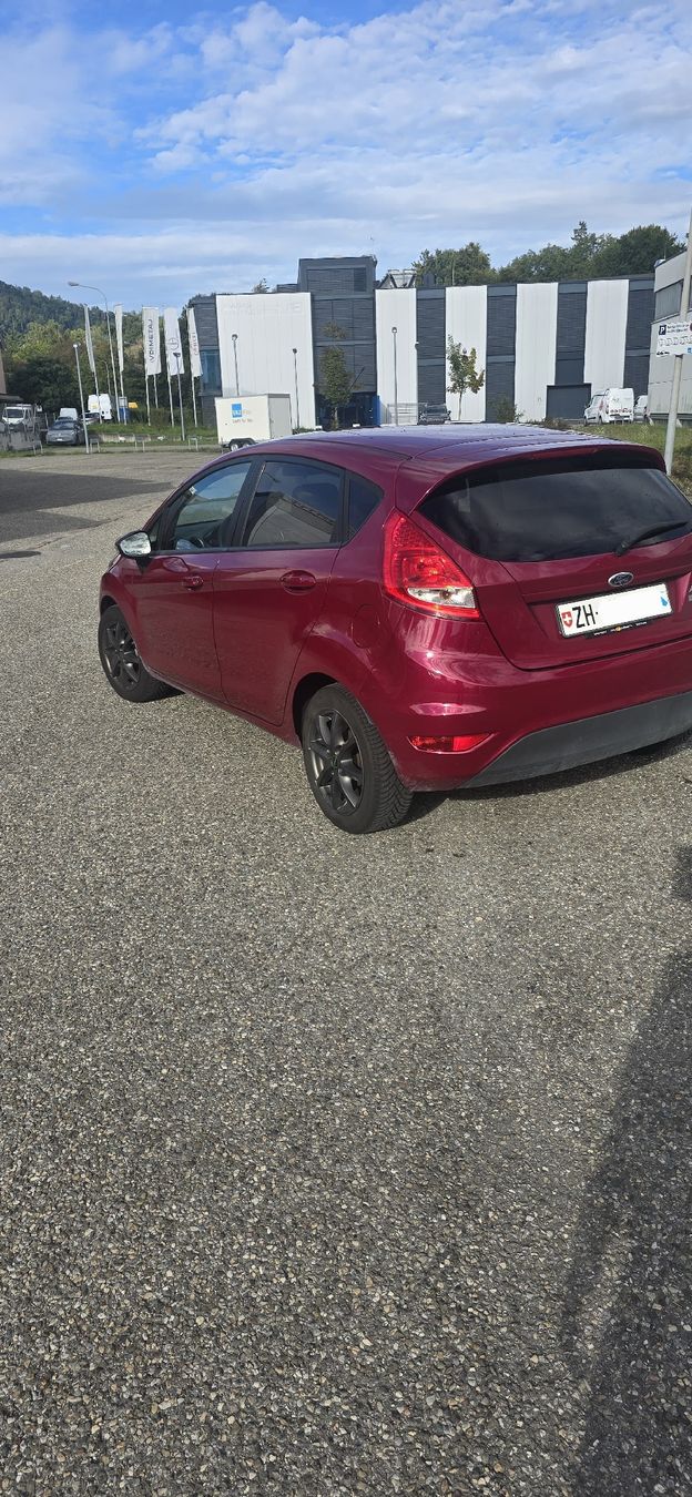 Ford Automobili: Ford Fiesta 1.4i Automat – Usato da Bachenbülach venduto da Technoise3 3