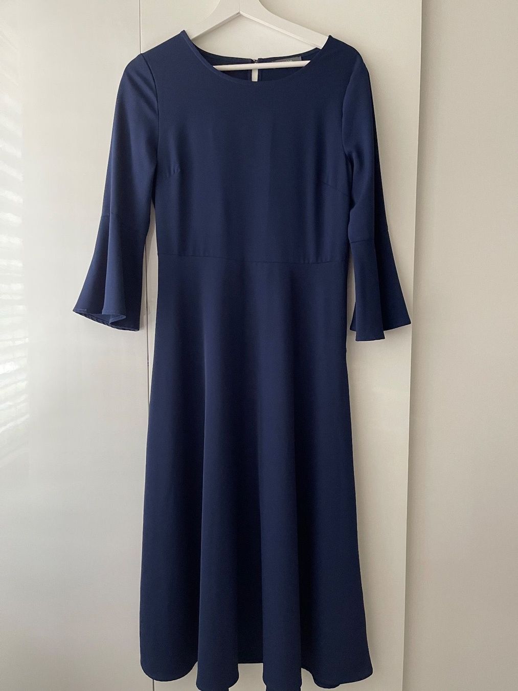 Vestiti: Kleid dunkelblau, Gr. 36, midi – Nuovo (secondo la descrizione) da Spreitenbach venduto da Sujrkwxl