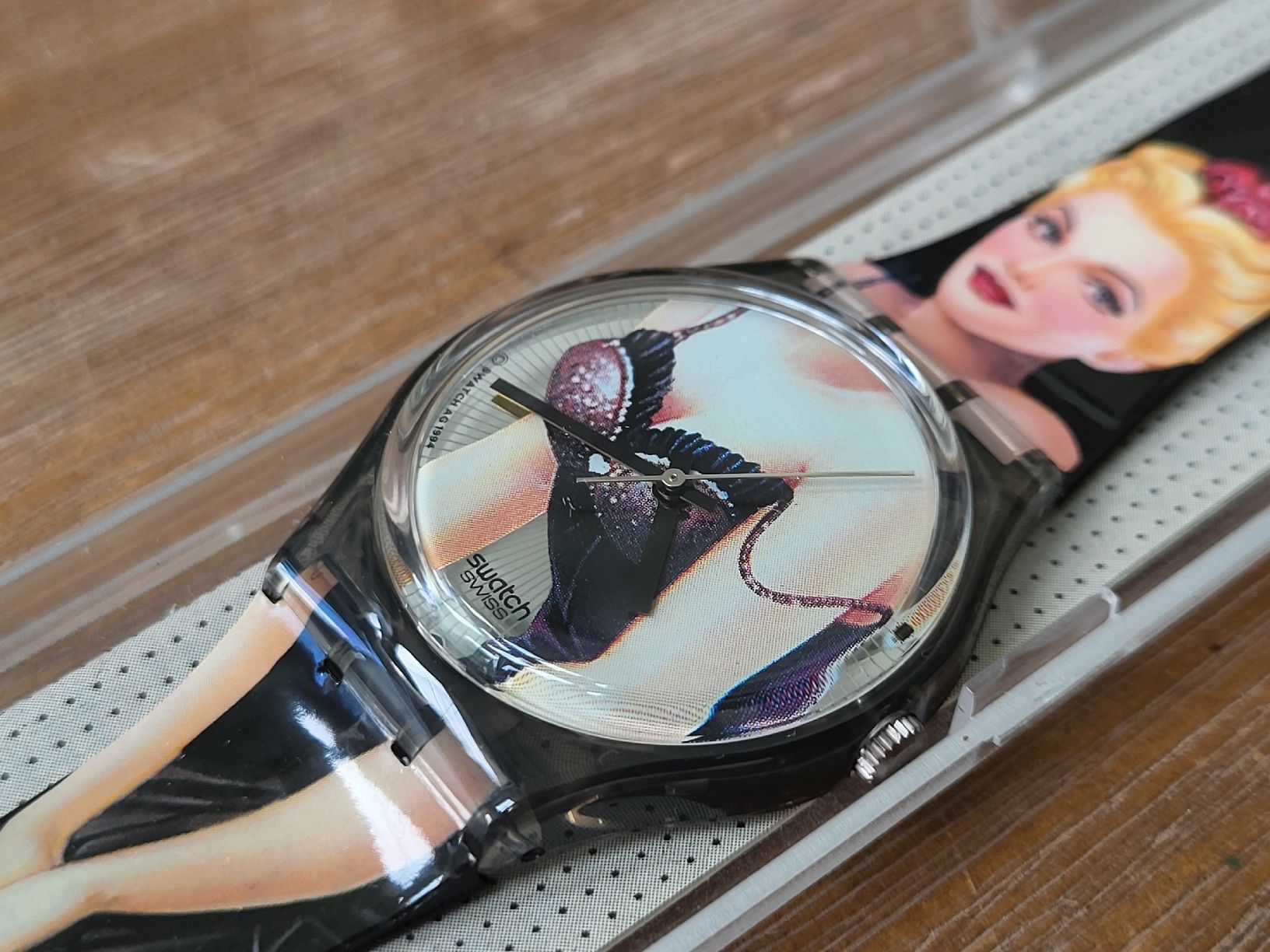 Swatch Uhren: SWATCH GM128 LOLITA NEU  – Neu und originalverpackt aus Lommiswil von Fridu_C