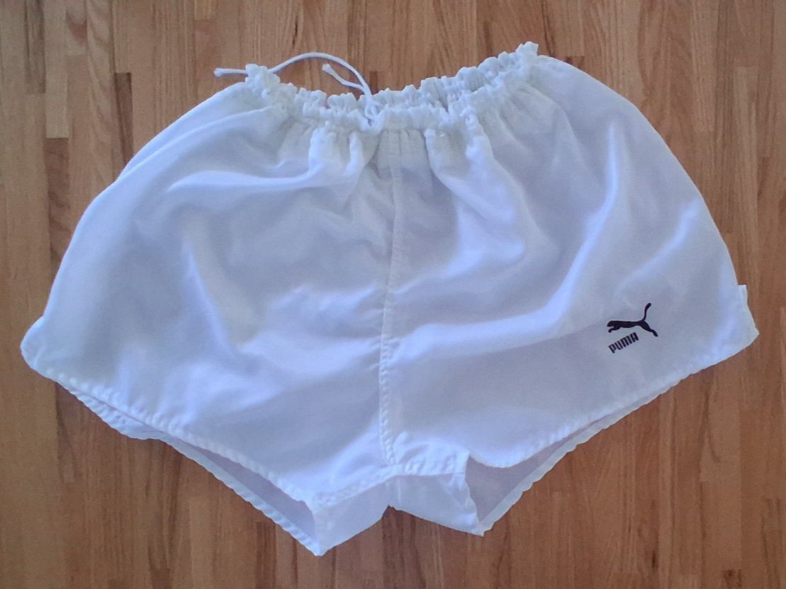 Pantaloni: PUMA Vintage Nylon Sprinter Shorts D7 – Usato da Appenzell venduto da fibuking