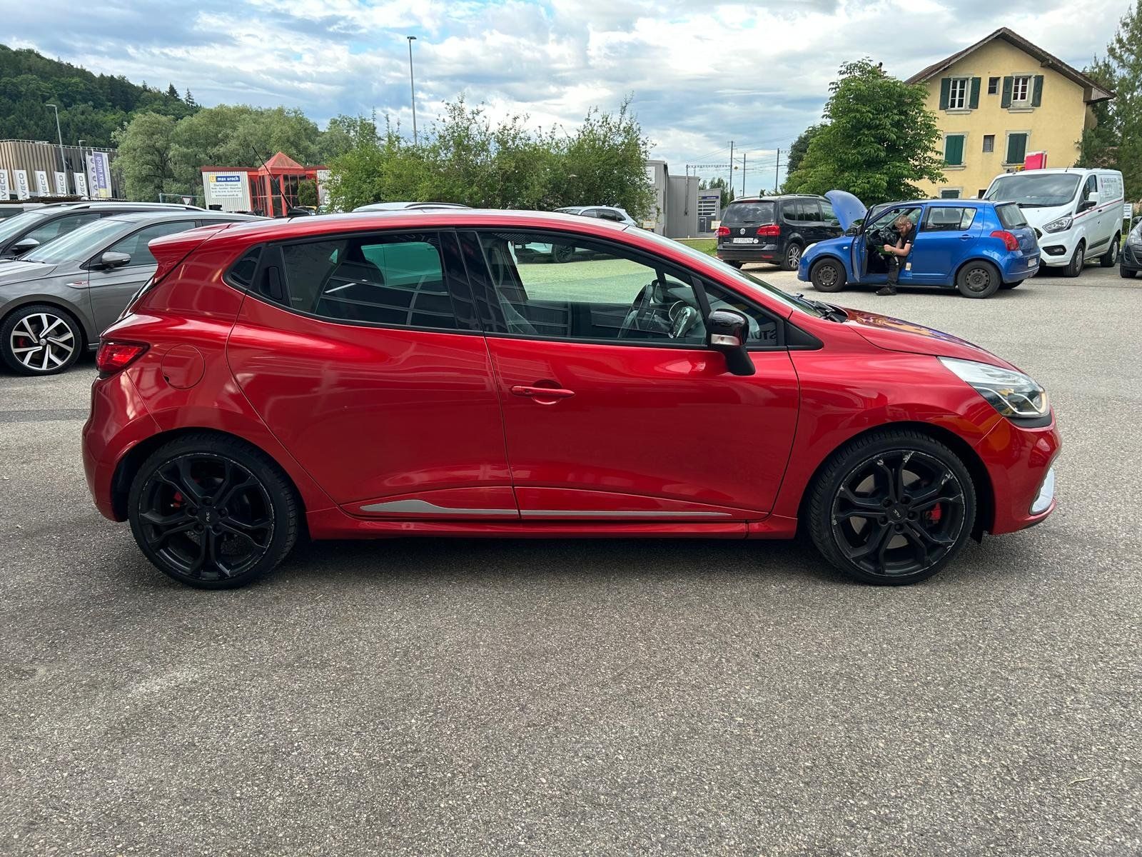 Renault Autos: 2013 Renault clio rs 200edc – Gebraucht aus Eclépens von ale_h99j 3