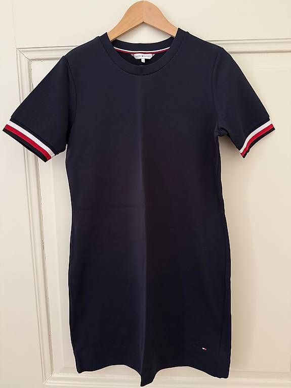 Kleider: Tommy Hilfiger Sommerkleid – Gebraucht aus Luzern von HeleneXX