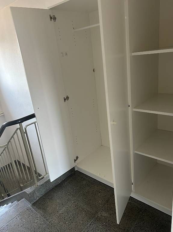 Armoires: Ikea Regel gratis abzuholen – D'occasion à Birsfelden par sch_5dwv 2
