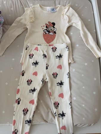 Viele Kinderkleider Mädchen GR: 98/104