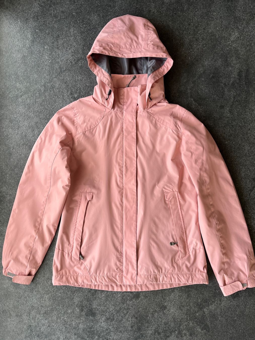 Giacche: ATHLETIC Damen Winterjacke - Größe S – Usato da Kilchberg ZH venduto da Simple.Life