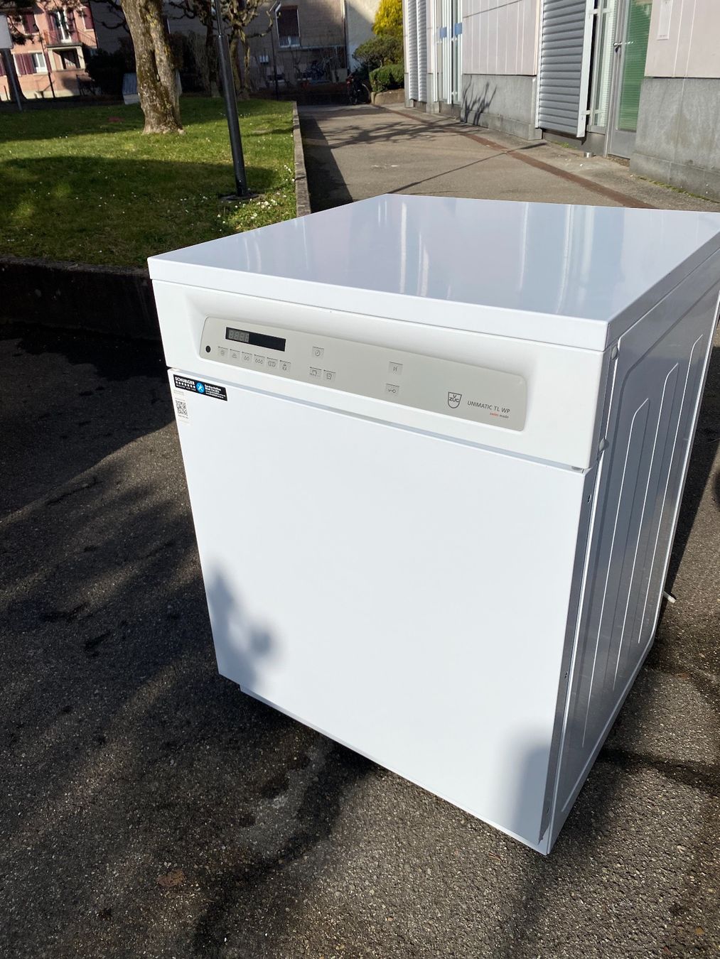 V-Zug Asciugatrici: V Zug Unimatic TL-WP Wastrockner – Usato da Dietikon venduto da ShopAgent8953 3