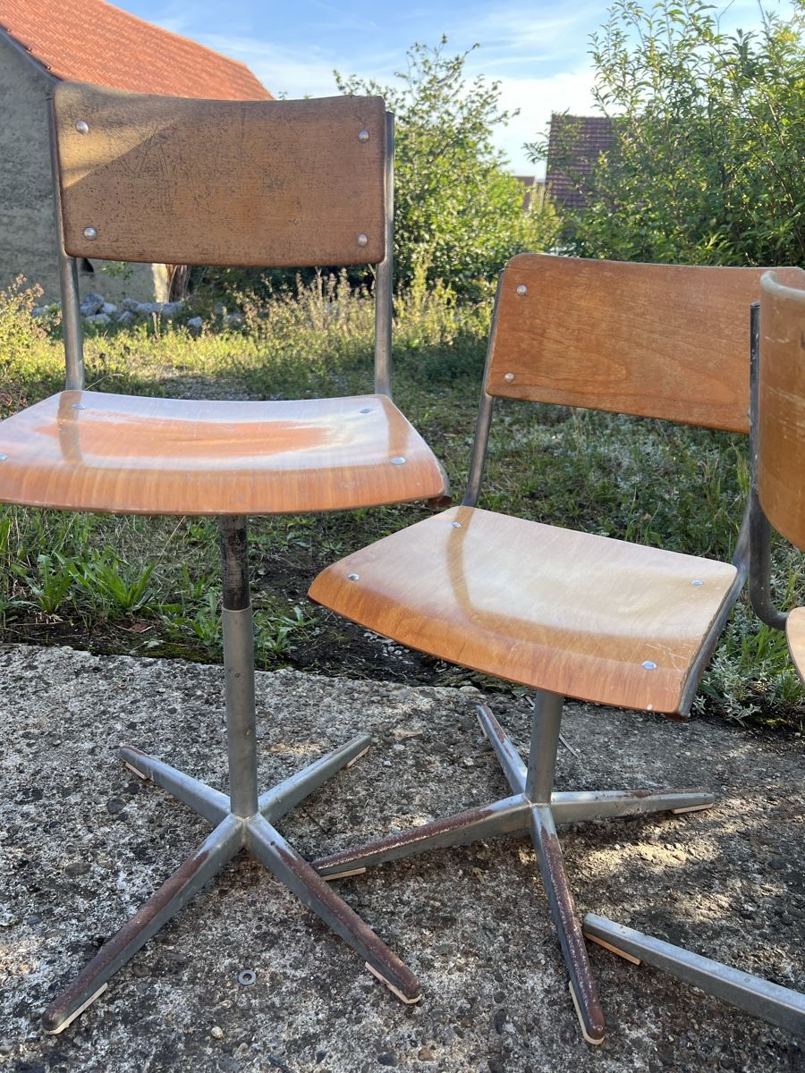 Embru Sedie: Kinderstühle von Embru – Usato da Dinhard venduto da Stahlguss 3