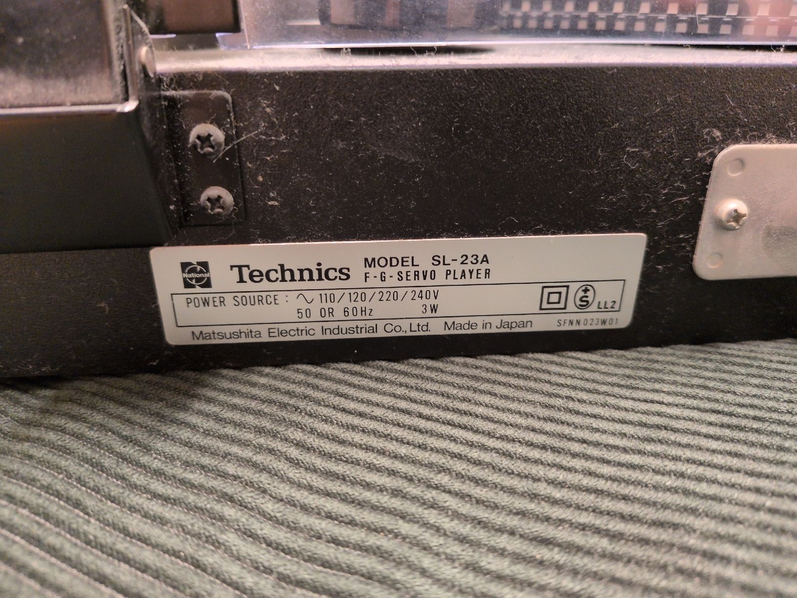 Technics Plattenspieler: Plattenspieler - Technics SL-23A – Defekt aus Rothrist von Schrottbox 3
