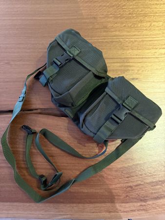 Schweizer Armee Doppel-Magazintasche oliv mit Tragegurt neu