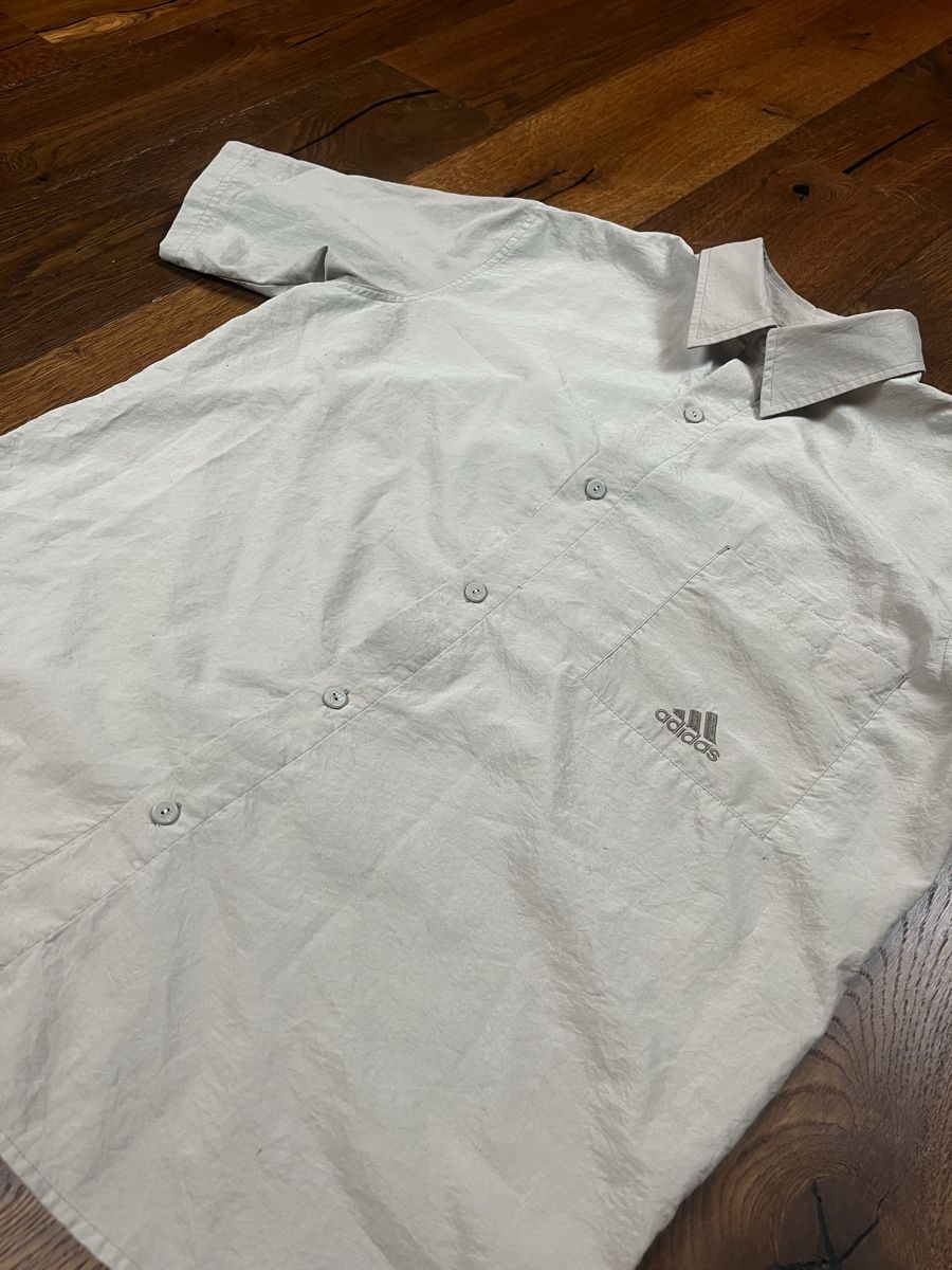Camicie: Adidas Kurzarmhemd in weiss – Nuovo (secondo la descrizione) da Lindau venduto da KT_Vintage 1