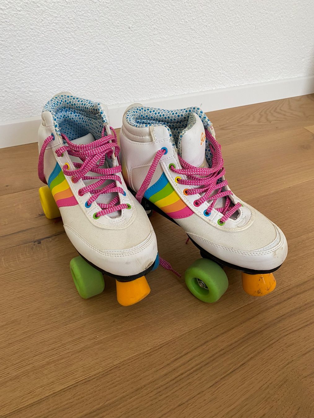 Pattini in linea & Pattini a rotelle: Rollschuhe – Usato da Uetliburg SG venduto da lelula
