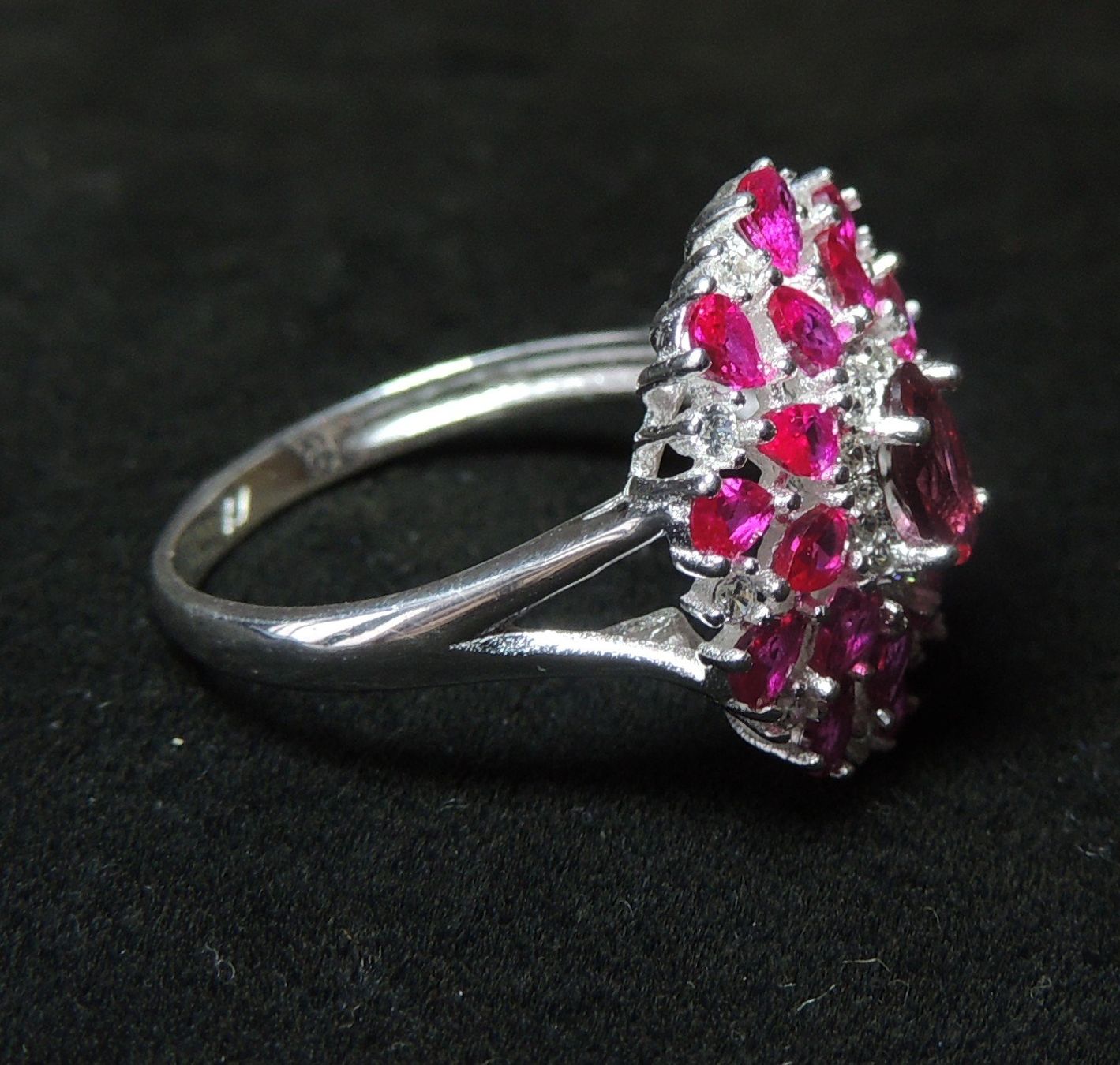 Anelli: Silber 925 Fingerring mit synthetischem Rubin – Nuovo e nell'imballaggio originale da Waldenburg venduto da schaller707 2