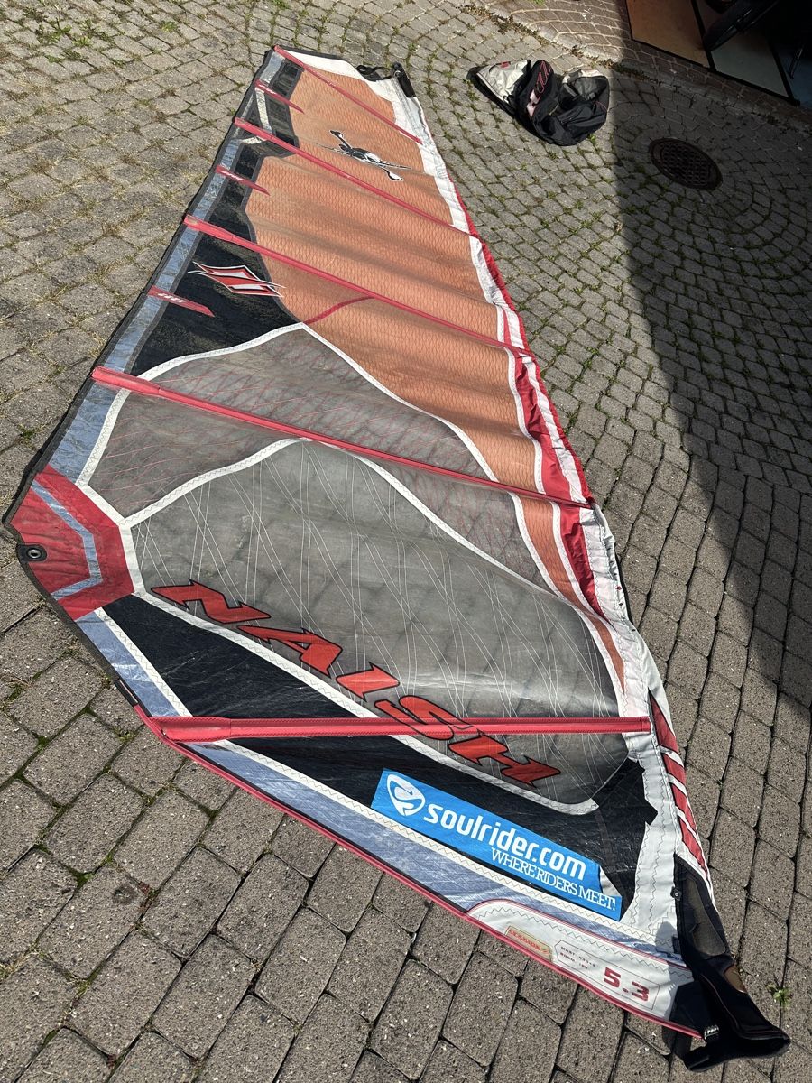 Naish Surfen: Windsurfsegel Naish 5.3 qm – Gebraucht aus Adligenswil von th.hi