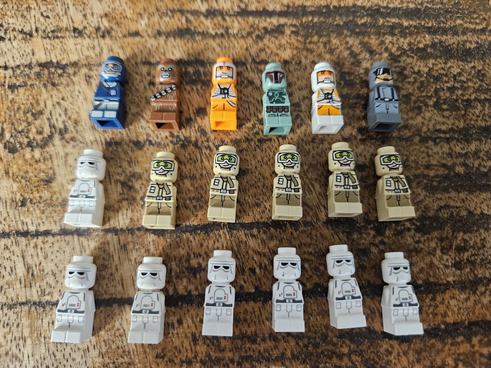 Lego Kit di costruzioni: lego Microfigure star wars lot de 18 pièces  – Usato da Confignon venduto da Ecrofigs
