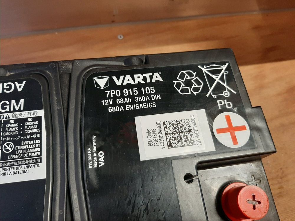 AGM Batterie Varta 68Ah 680A 7P0915105 in Bayern - Barbing, Ersatz- &  Reparaturteile