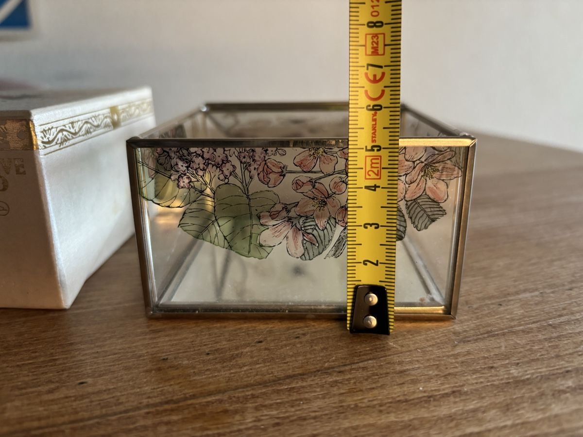 Contenitori & Simili: Dekorative Glas Schmuckschatulle mit Originalverpackung – Usato da Zürich venduto da Kaep 2