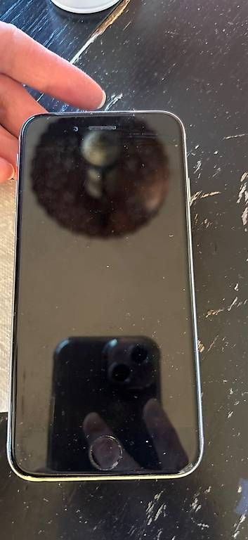 Apple Telefoni cellulari / Smartphones: i phone 6 70% batterie – Usato da zürich venduto da Siskasisma 1