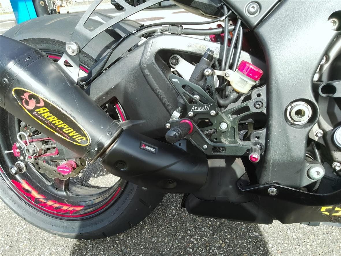 Kawasaki Strada: Kawasaki ZX10R ABS – Usato da Mägenwil venduto da panthera57 7