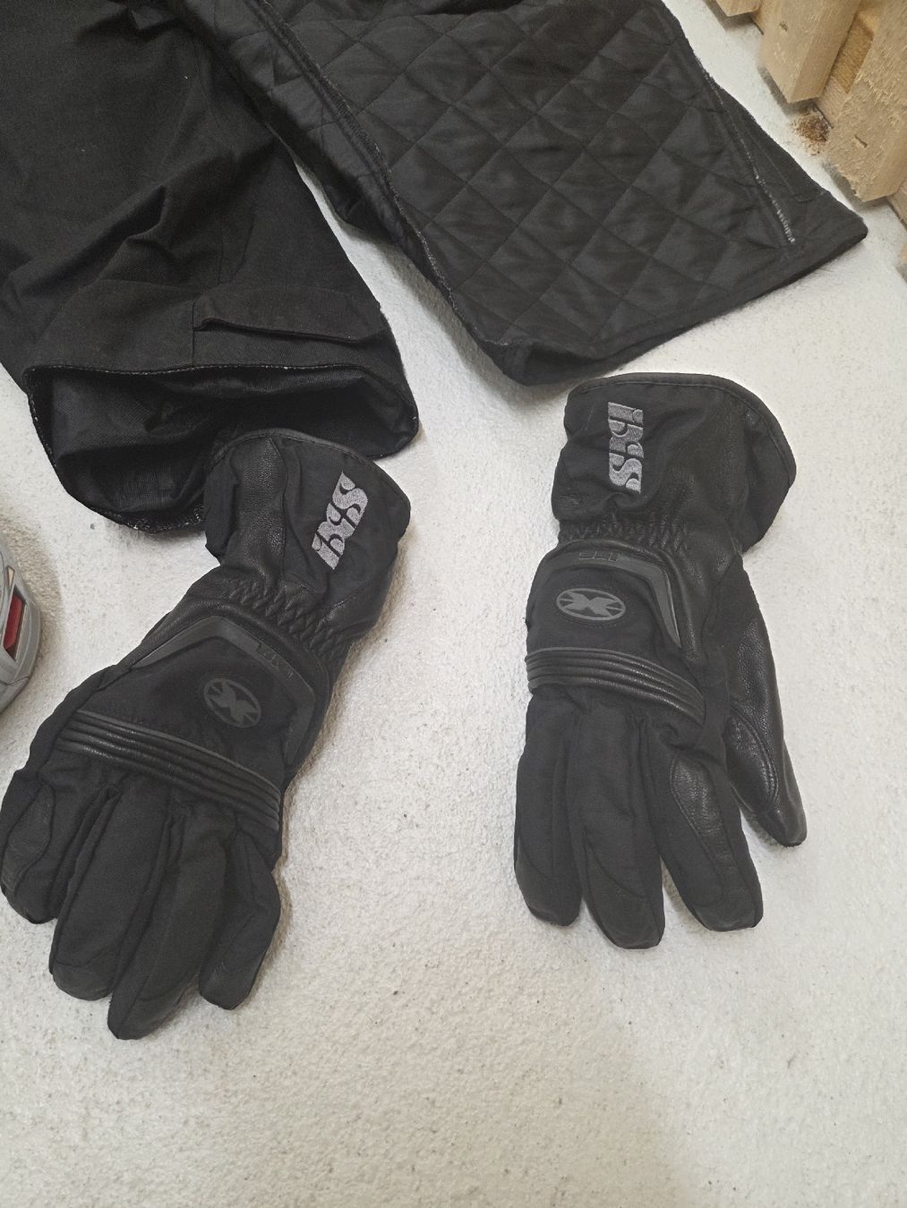 IXS Anzüge, Sport- & Funktionsanzüge: Motorrad Bekleidung – Gebraucht aus Glarus von kinamen 3